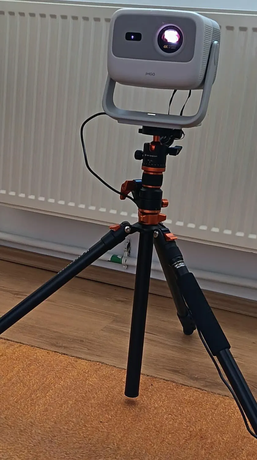 JMGO N1S 4K projektor laser 1700 lumen bærbar