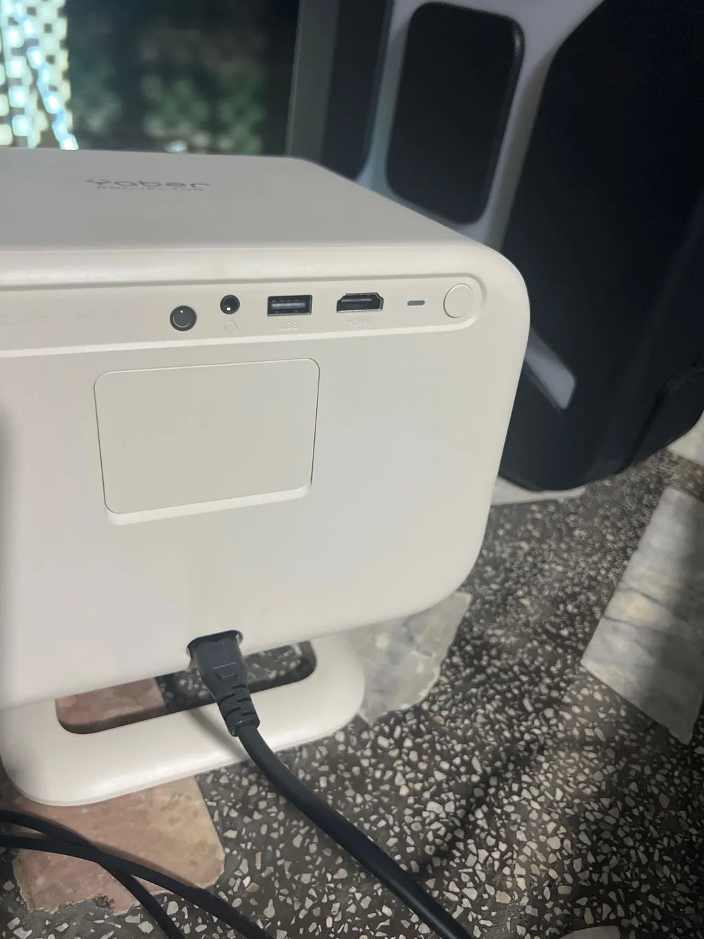 Yaber L2 Plus 1080P projektor med JBL-lyd