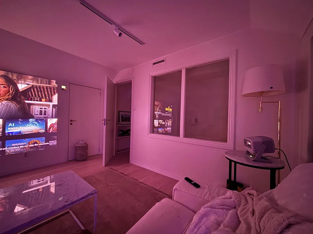 JMGO N1S 4K projektor laser 1700 lumen bærbar