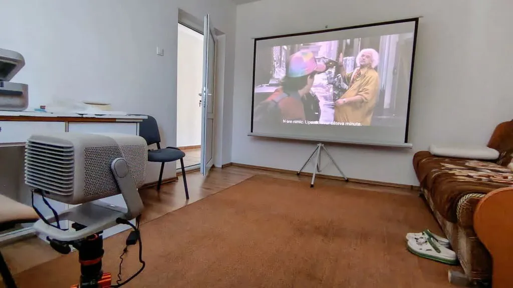 JMGO N1S 4K projektor laser 1700 lumen bærbar