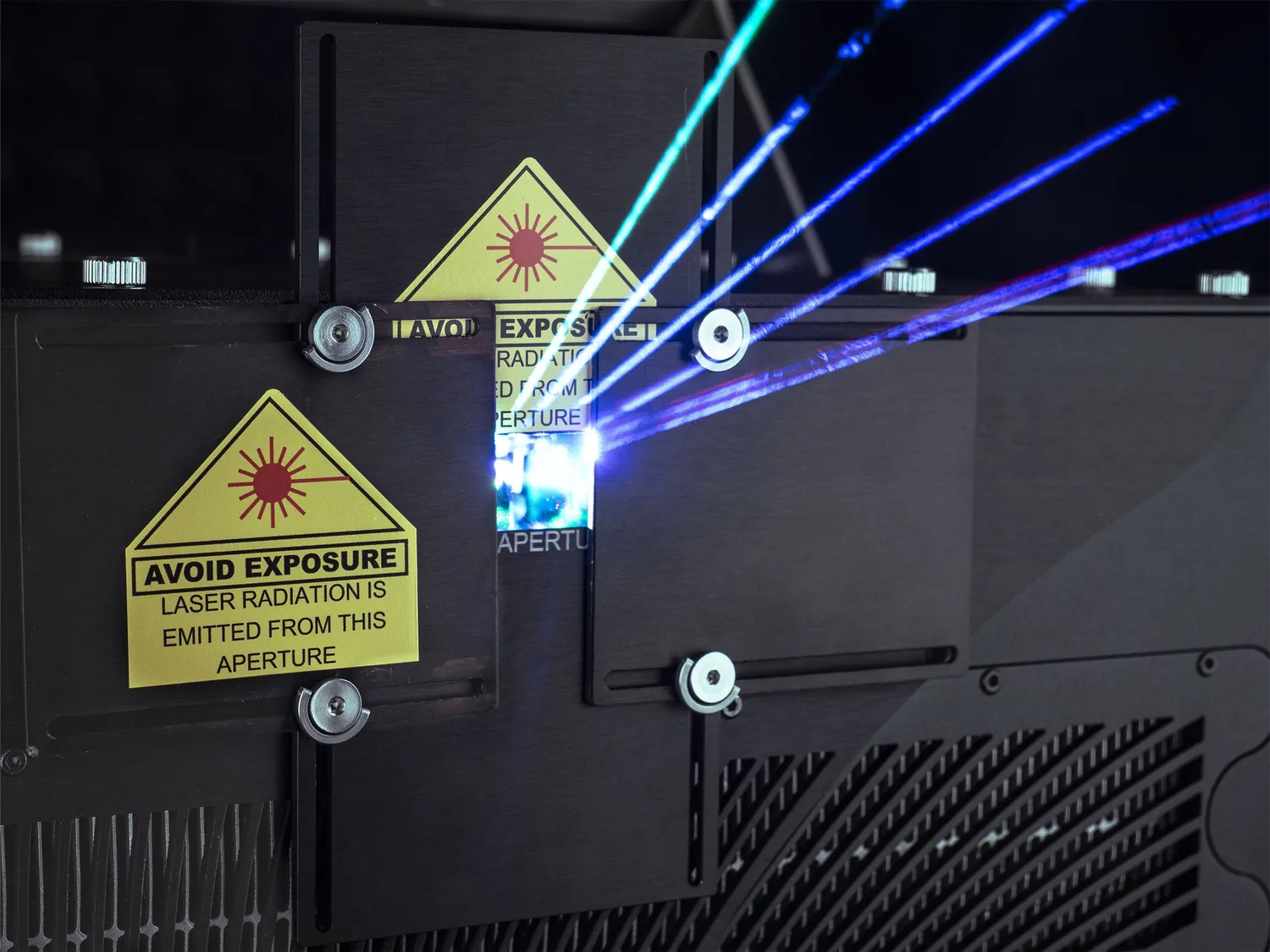 Pangolin 4-Way blendingsplate laser sikkerhet metall